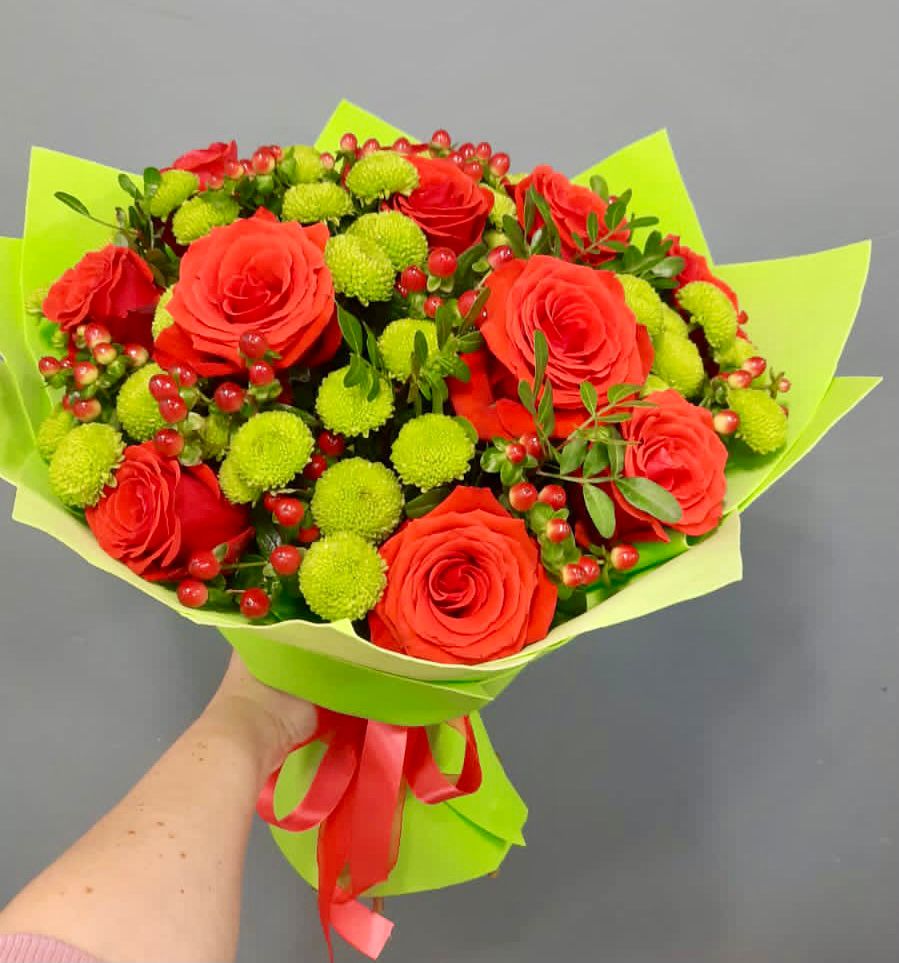 Букет цветов из: Хризантемы и Розы в Сызрани