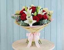 Букет цветов из:  Лилии и Розы в Сызрани