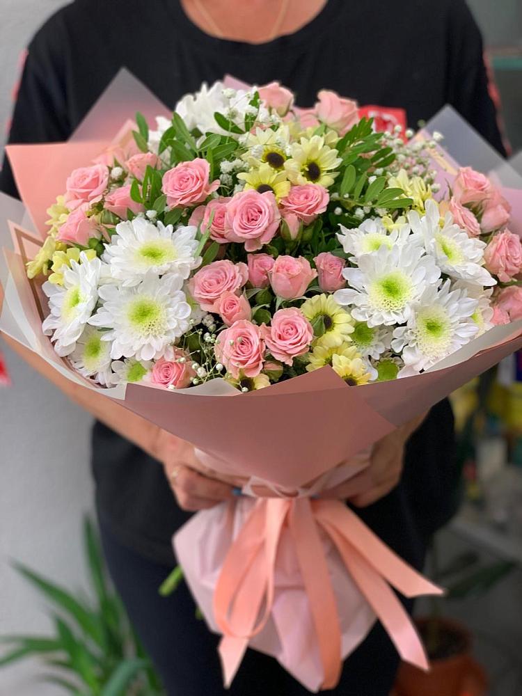 Букет цветов из: Розы и Хризантемы в Сызрани