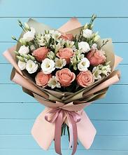 Букет цветов из:  Розы, Альстромерии и Лизиантусы в Сызрани