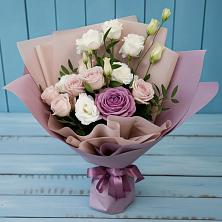 Букет цветов из:  Розы и Лизиантусы в Сызрани