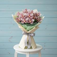 Букет цветов из:  Орхидеи и Розы в Сызрани