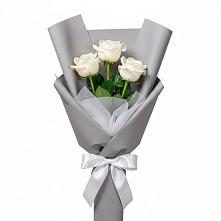 Букет 3 белые розы в Сызрани