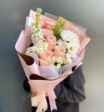 Букет цветов из:  Хризантемы и Розы в Сызрани