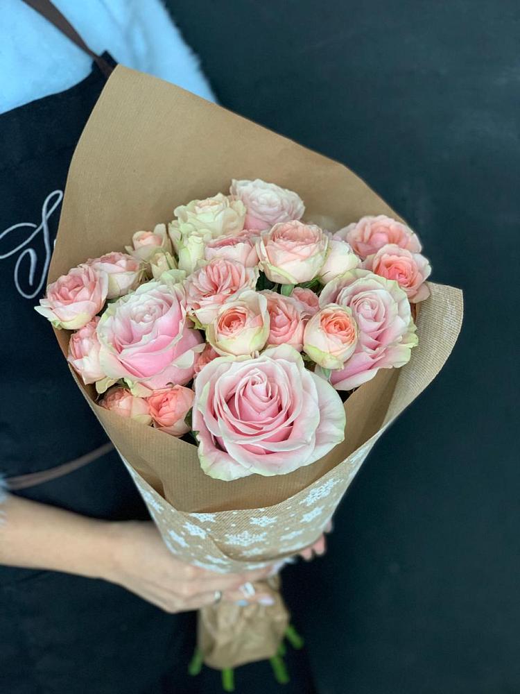 Букет цветов из: Хризантемы и Розы в Сызрани