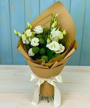 Букет цветов из:  Хризантемы и Лизиантусы в Сызрани