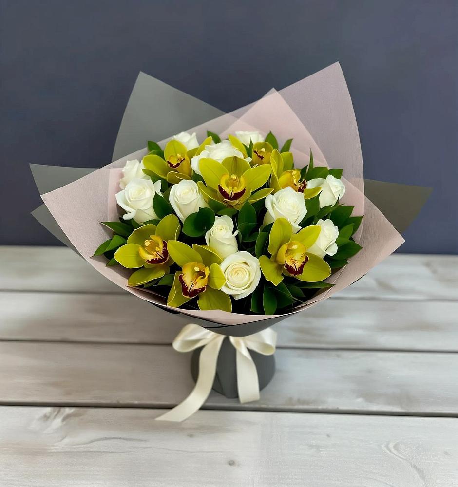 Букет цветов из: Орхидеи и Розы в Сызрани