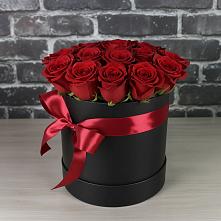 Цветочная композиция из Розы в шляпной коробке в Сызрани