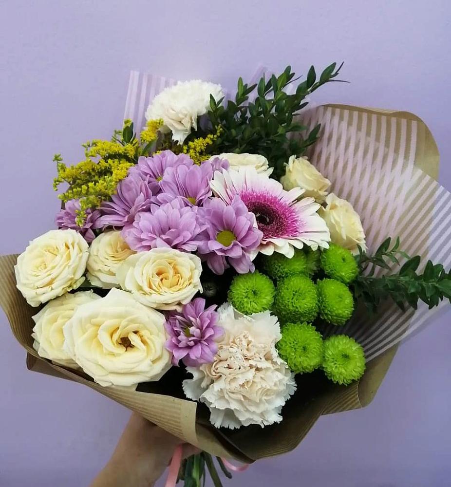 Букет цветов из: Хризантемы, Розы, Гвоздики и Герберы в Сызрани