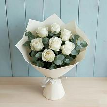 Букет Белые розы в Эвкалипте в Сызрани