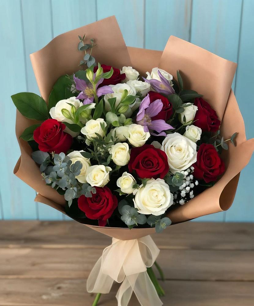 Букет цветов из: Розы и Альстромерии в Сызрани